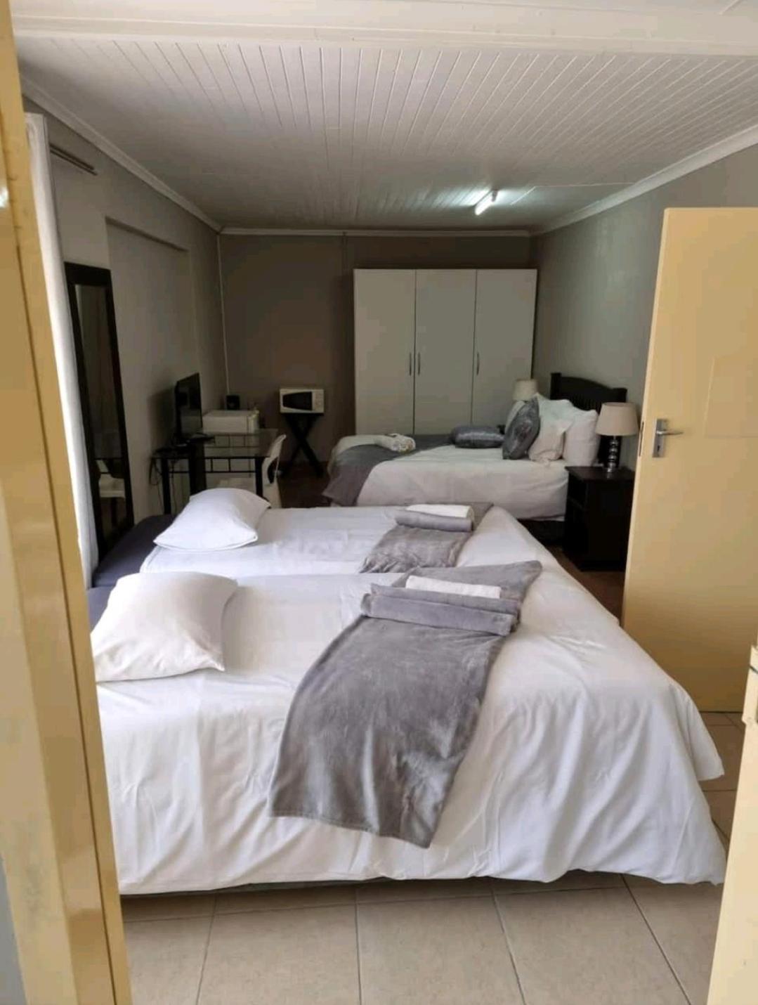 Stay At Home Airport Lodge Kempton Park Zimmer foto